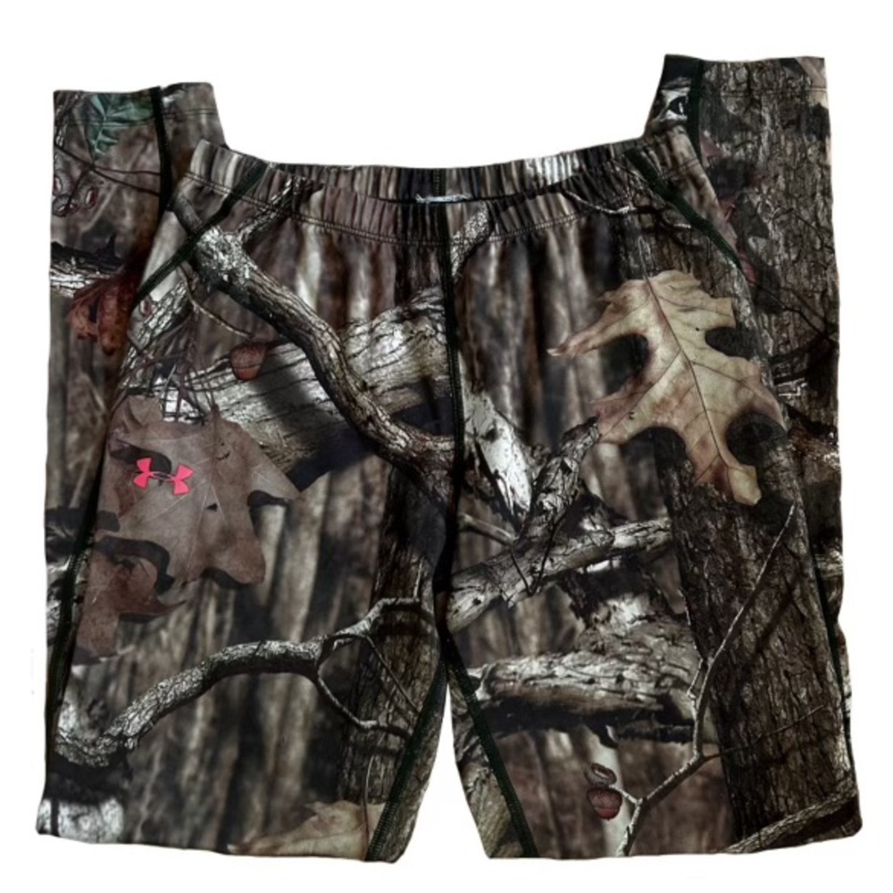 Under Armor Camouflage Leggings 
size medium